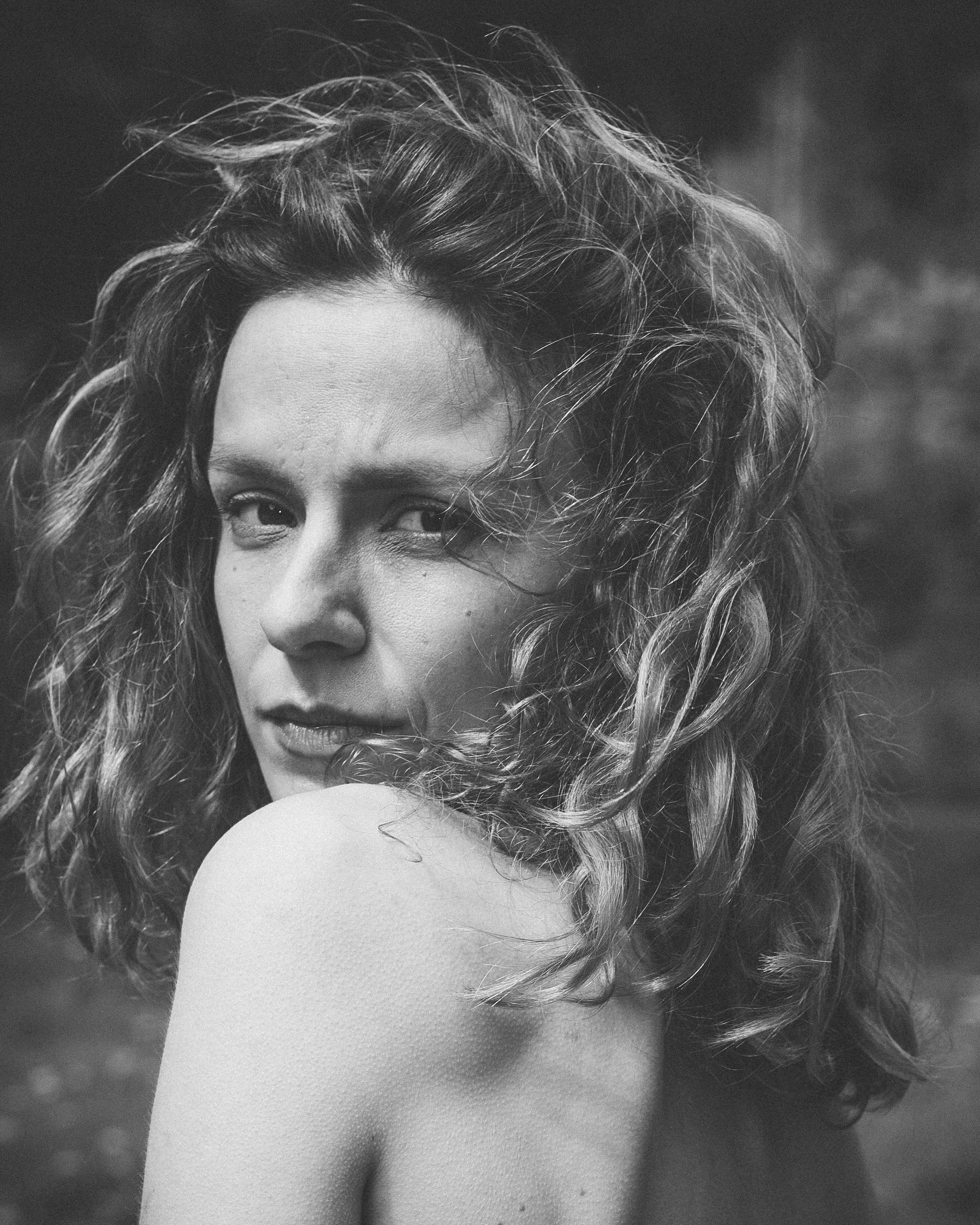 actor Ausra Giedraityte large photo