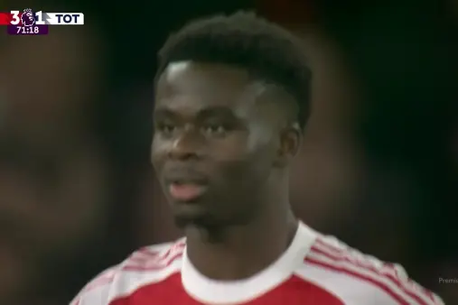 [Highlights] Sudden strike! Saka curls shot to far post, Vicario makes a diving save