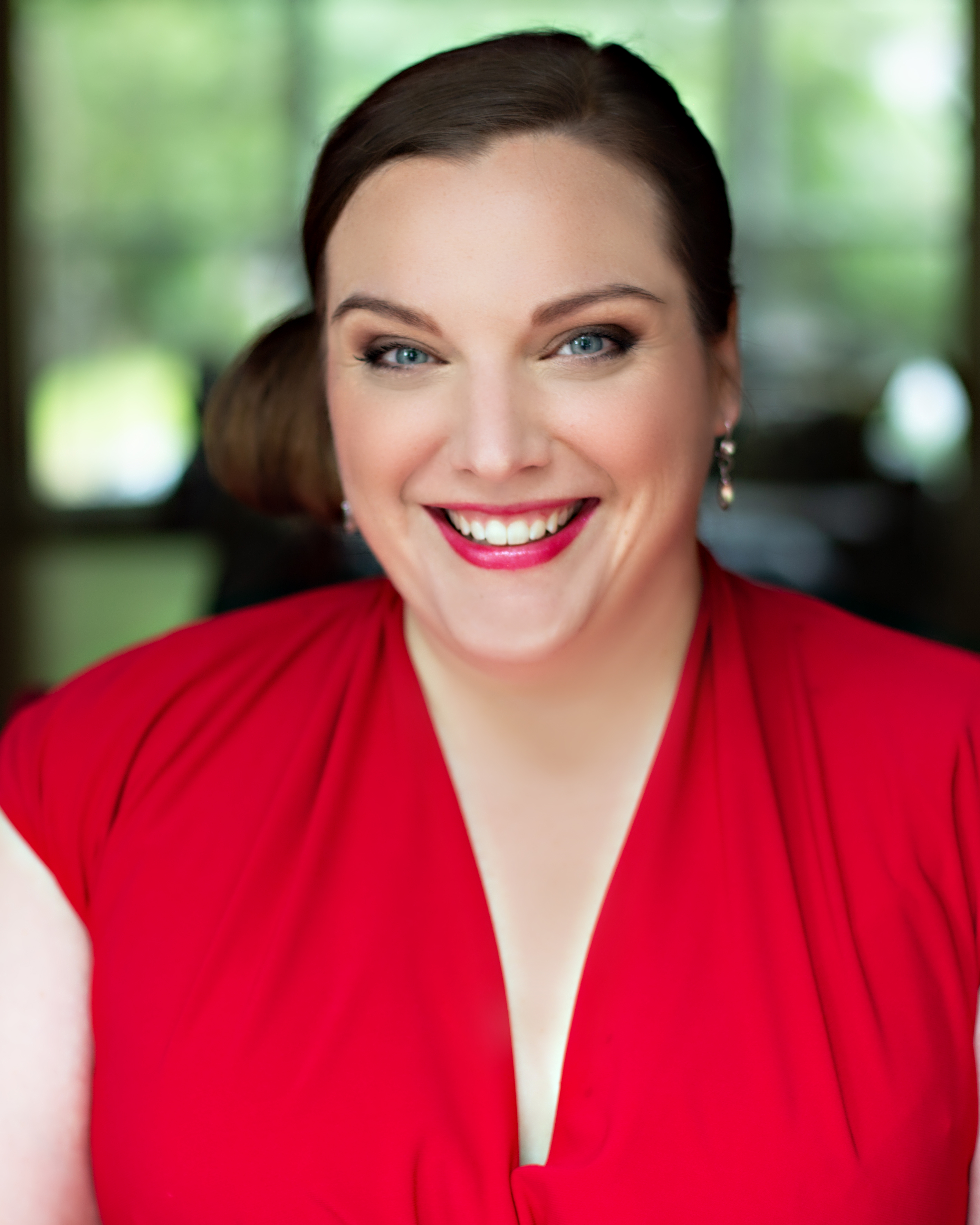 actor Rebecca Paone large photo