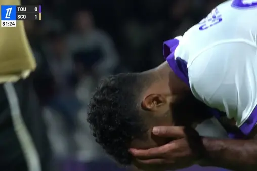 [Highlights] Powerful strike! Caceres' long-range rocket nearly finds the net