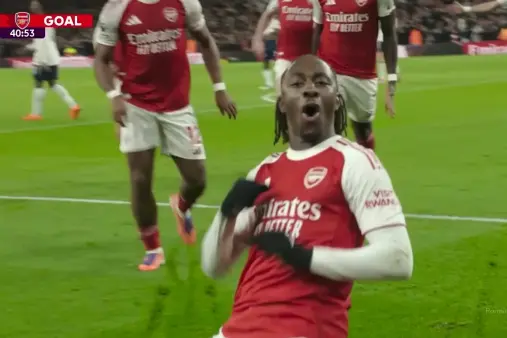 [Goal] In great form! Eze dribbles past Bentancur and scores with a low shot to extend the lead