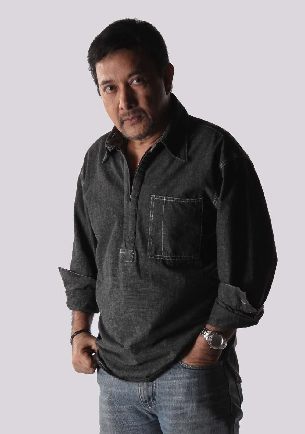 actor Ernie Garcia large photo