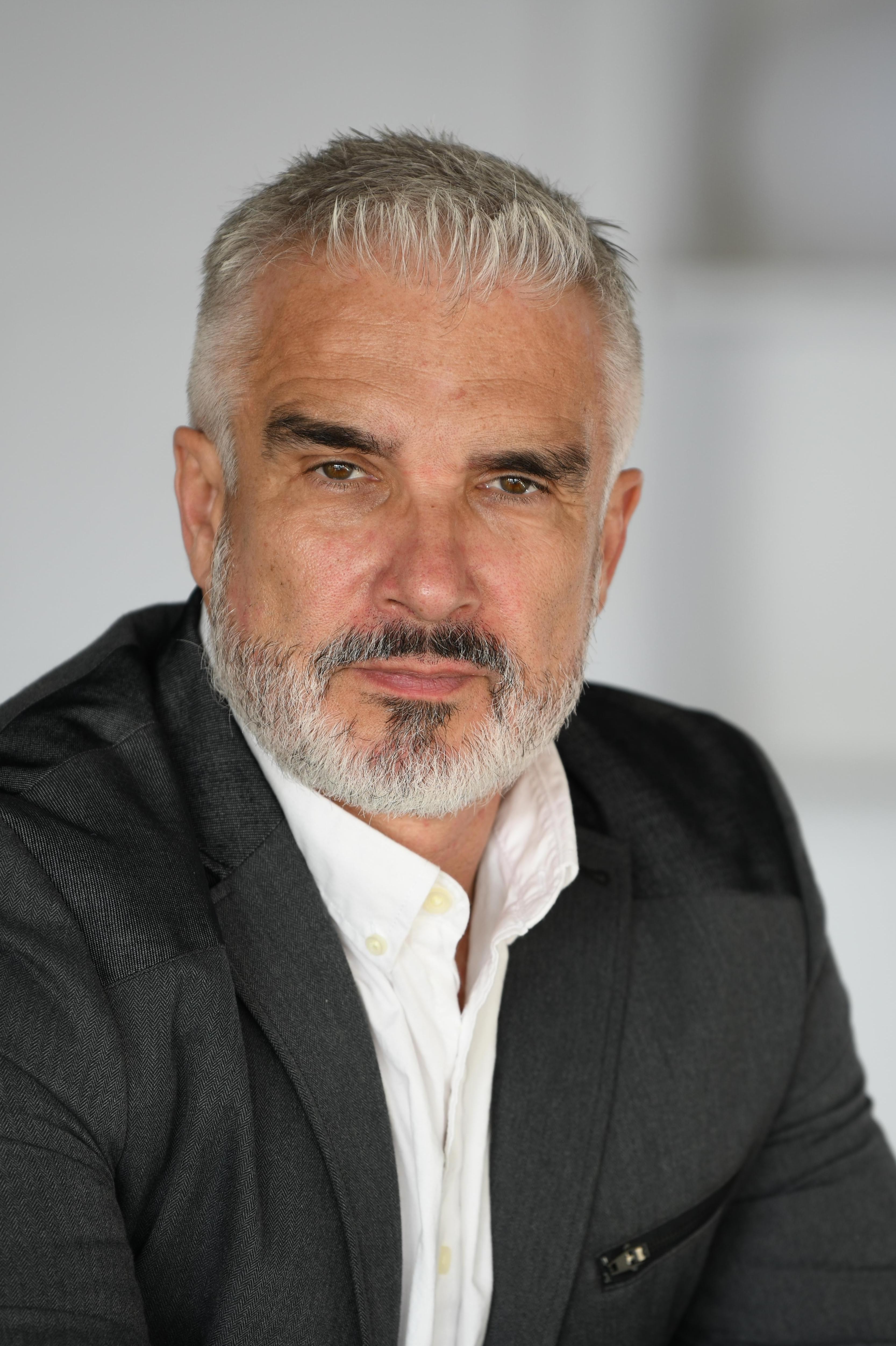 actor Alex Alonso large photo