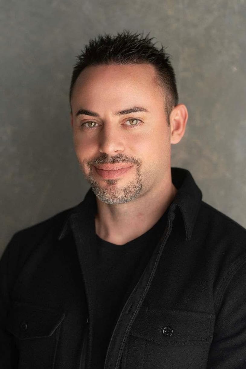 actor Colby Chartrand large photo