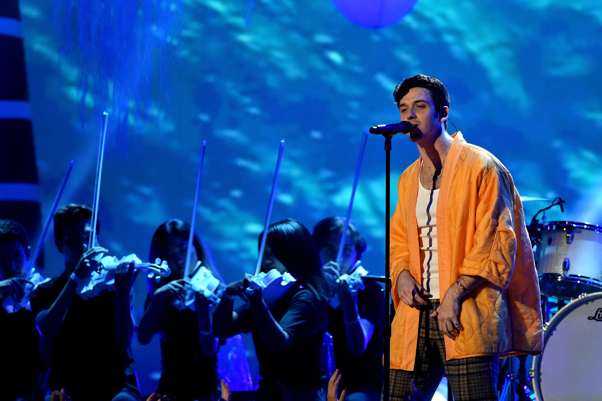 Lauv