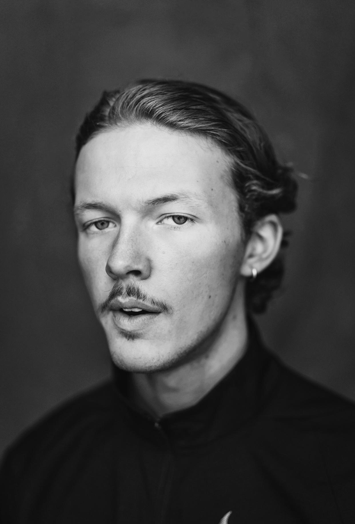 actor Finlay James large photo