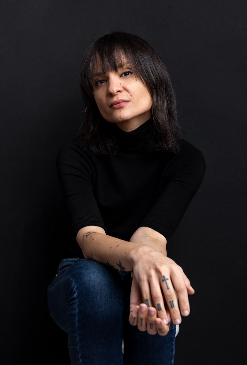 actor Anezka Sero large photo