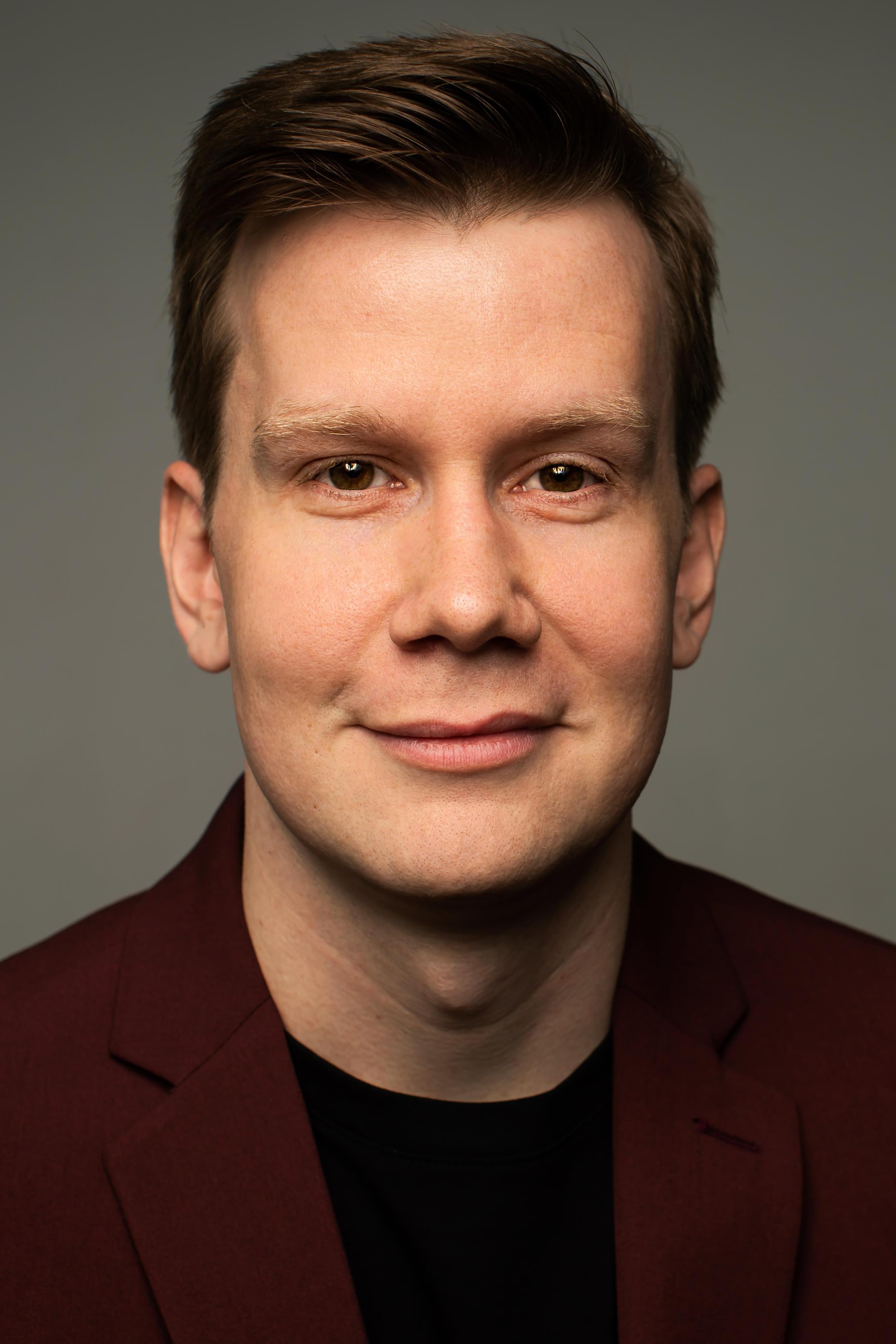 actor Will Mackenzie large photo