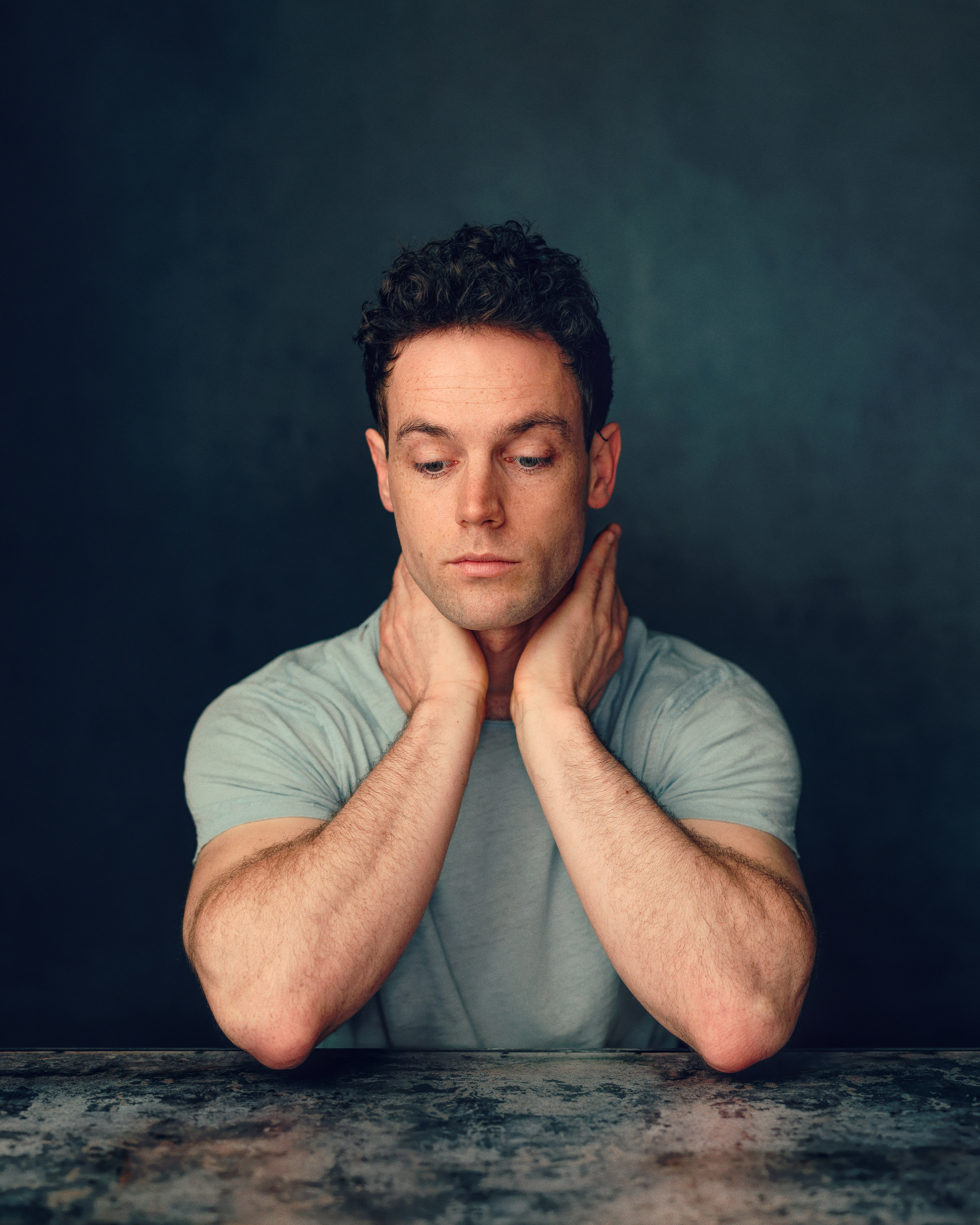 actor Tom Kelsey large photo