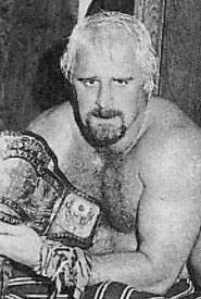 actor Mike Davis large photo