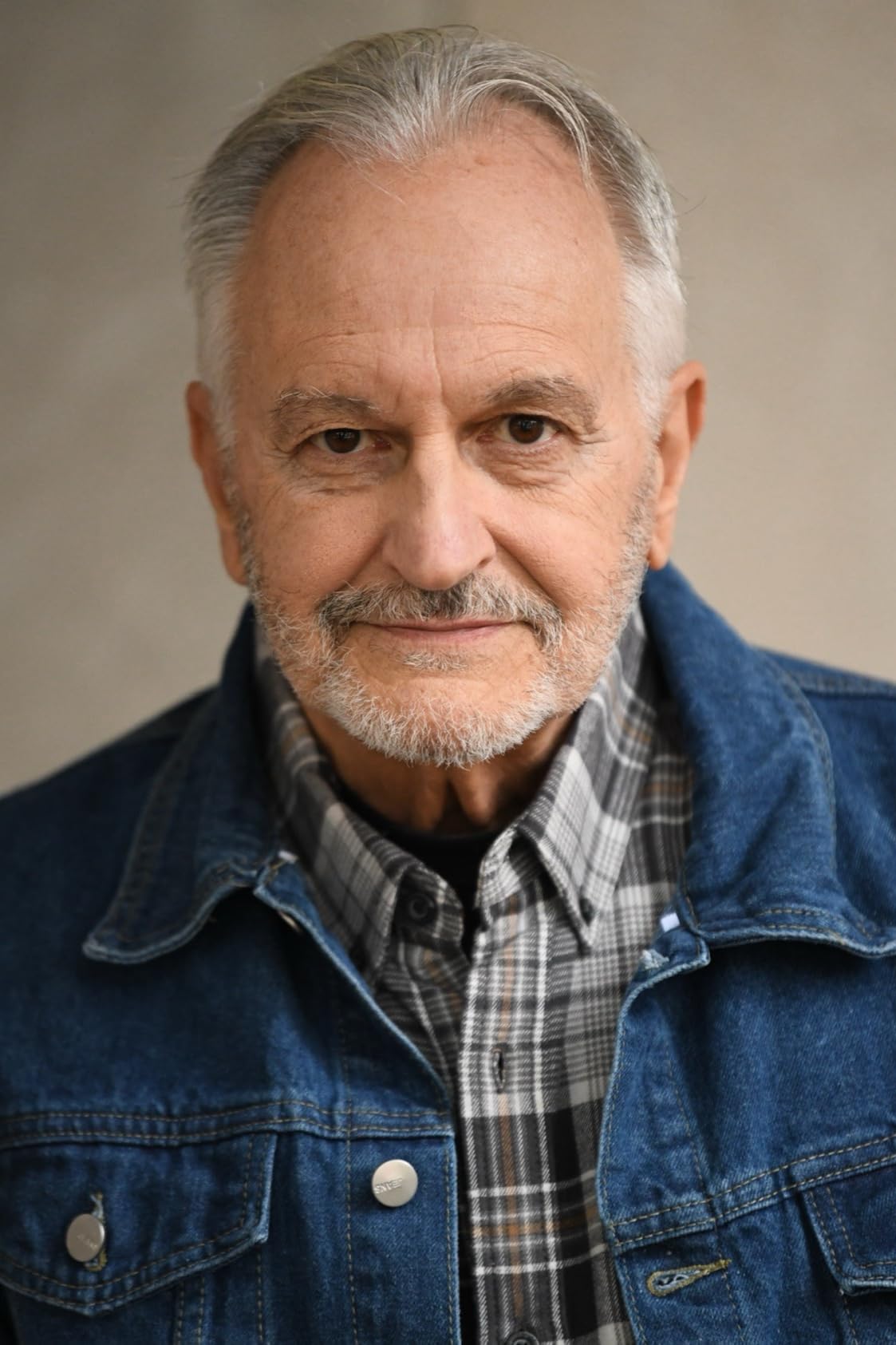 actor Bernie Arnesen large photo