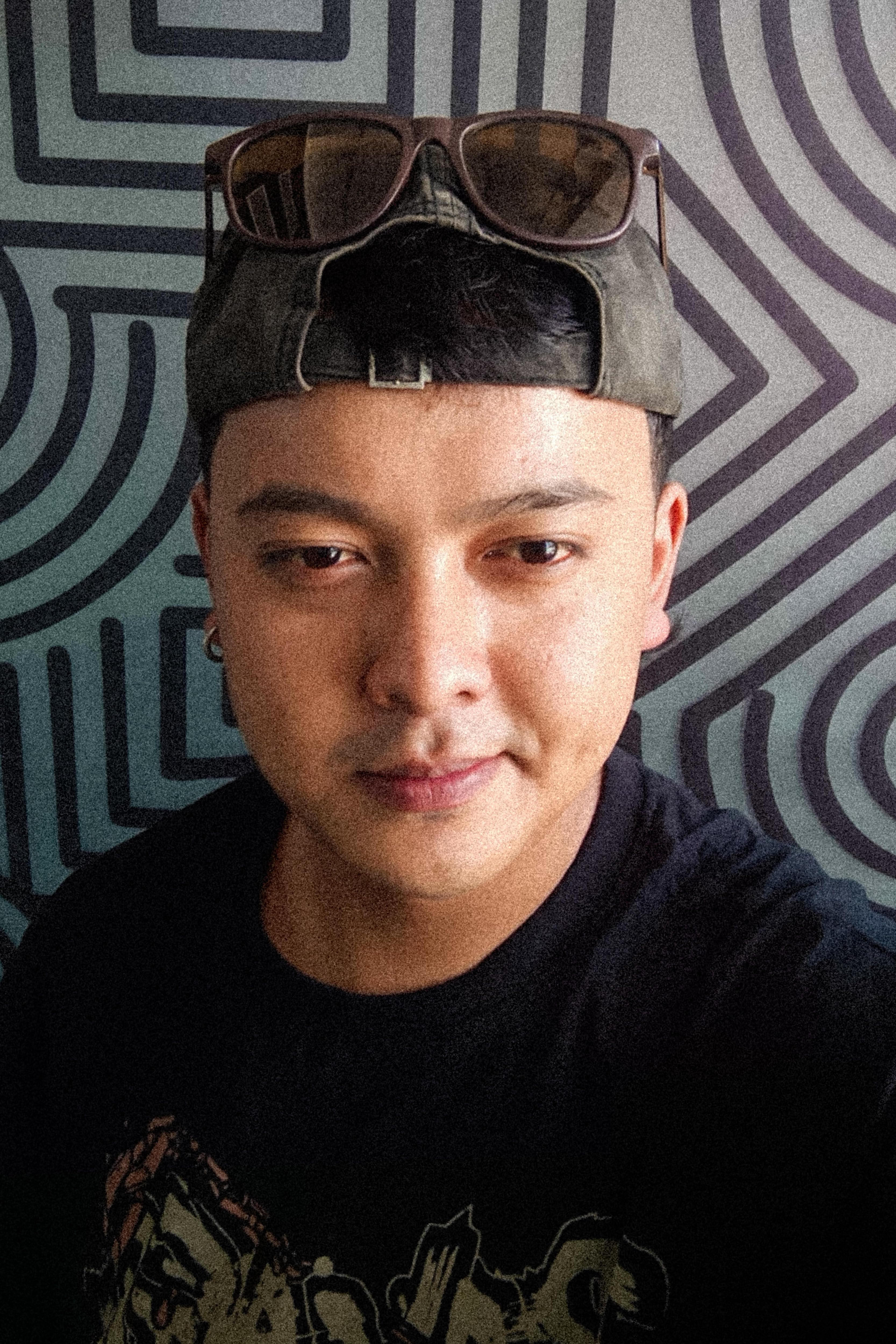 actor Rinchen Sherpa large photo