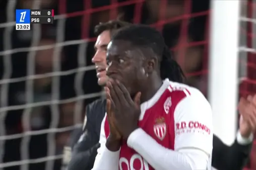 [Highlights] Heart-stopping moment! Salisu's late header hits the post