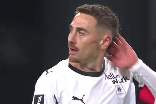 [Highlights] So close! Rongier's long-range shot from outside the box hits the post and bounces out