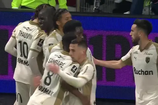 [Goal] Taking the initiative away from home! Thauvin scores a world-class goal in a counterattack