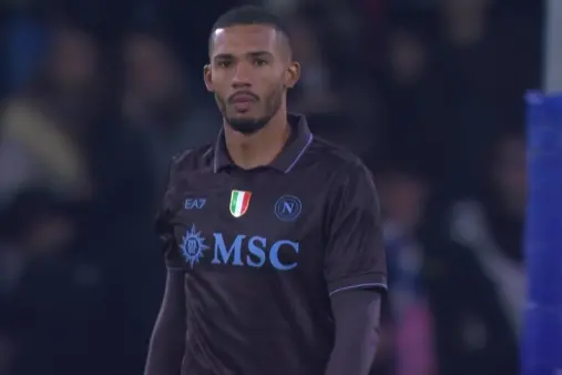 [Penalty Shootout] Felici misses! Napoli eliminates Cagliari via penalties to advance