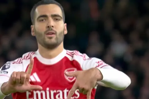 [Goal] Rhino-like charge! Saka crosses for Merino's header to level the score