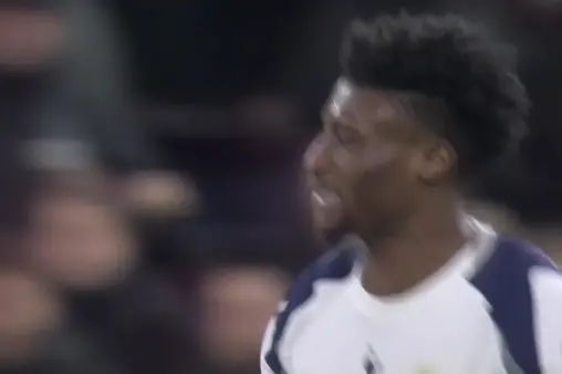 [Goal] Pull one back! Kudus controls with chest and volleys home