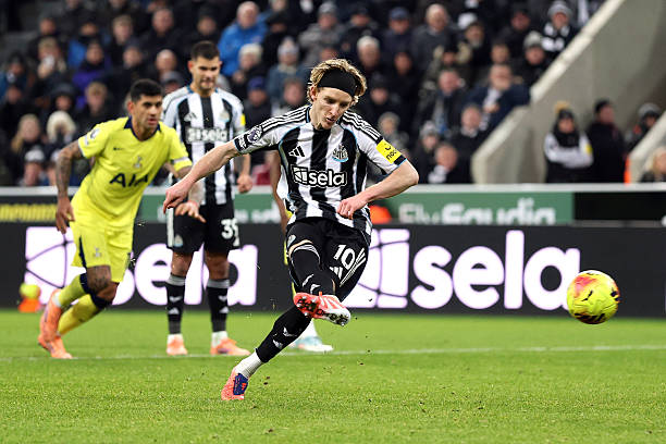 Newcastle United vs Tottenham Hotspur Full Match & Highlights