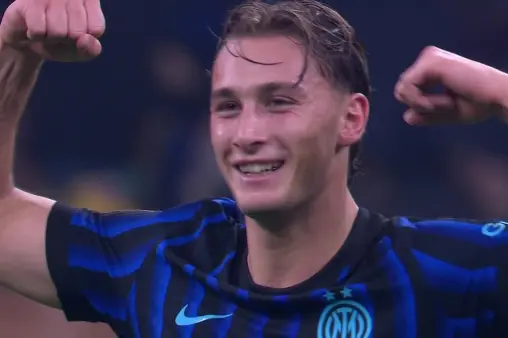 [Goal] Extend the lead! Pio's first-time long-range shot from outside the box curls into the top corner