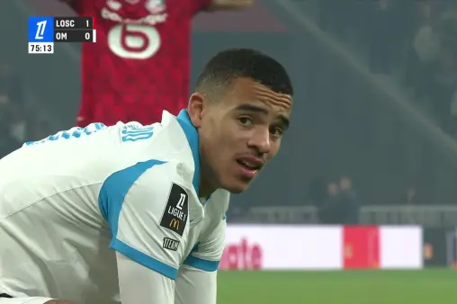 [Highlights] What a shame! Greenwood drives forward, beats multiple players but sees shot saved