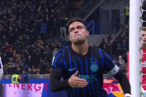 [Goal] Clinical finish! Enrique's cut-back cross met by Lautaro's powerful follow-up strike into the net