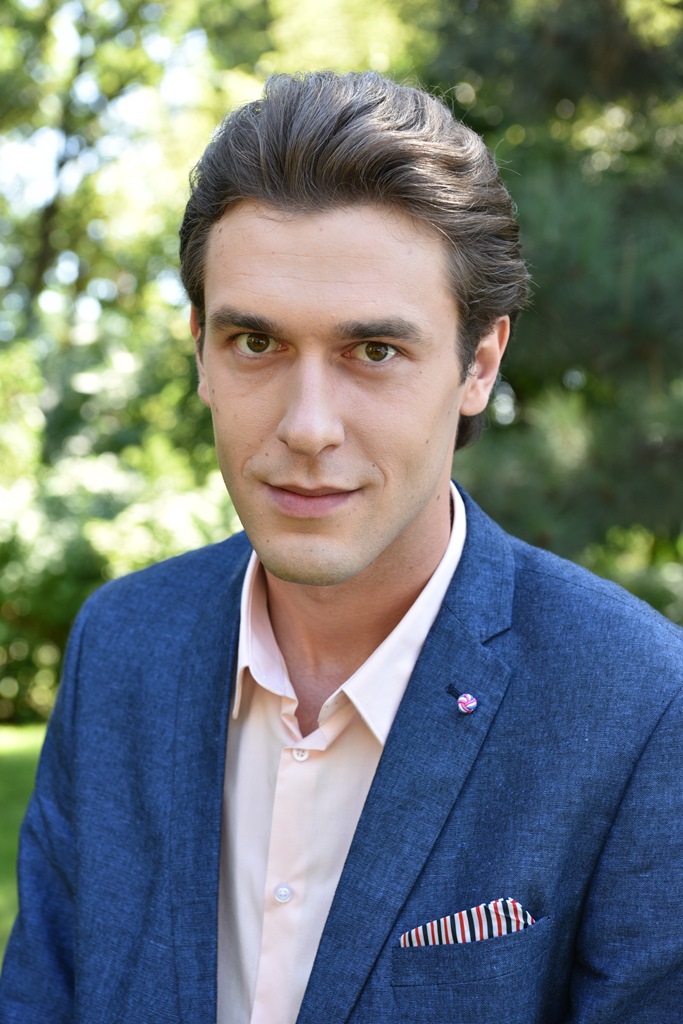 actor Yurii Felipenko large photo