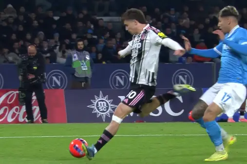 [Goal] Equalizer! McKennie's brilliant pass, Yildiz slots into the corner