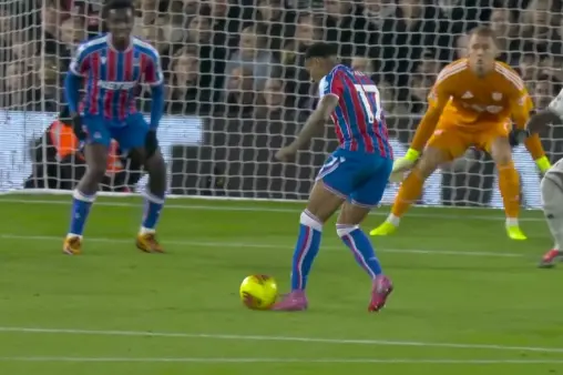 [Highlights] Long absence! Mitchell crosses to the back post, Clyne's shot blocked