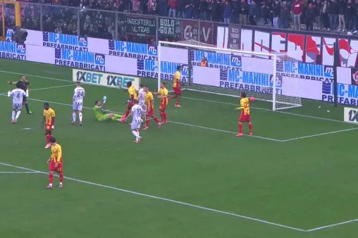 [Highlights] It's you again! Barskiroto collides with the goalkeeper once more, Payero's goal disallowed