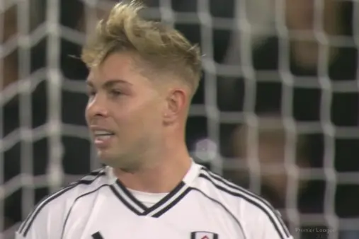 [Highlights] Threatening! Smith Rowe's half-volley blocked after a turn