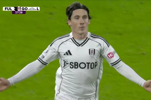 [Goal] Brilliant passing combination! Harry Wilson's outside-the-foot flick levels the score