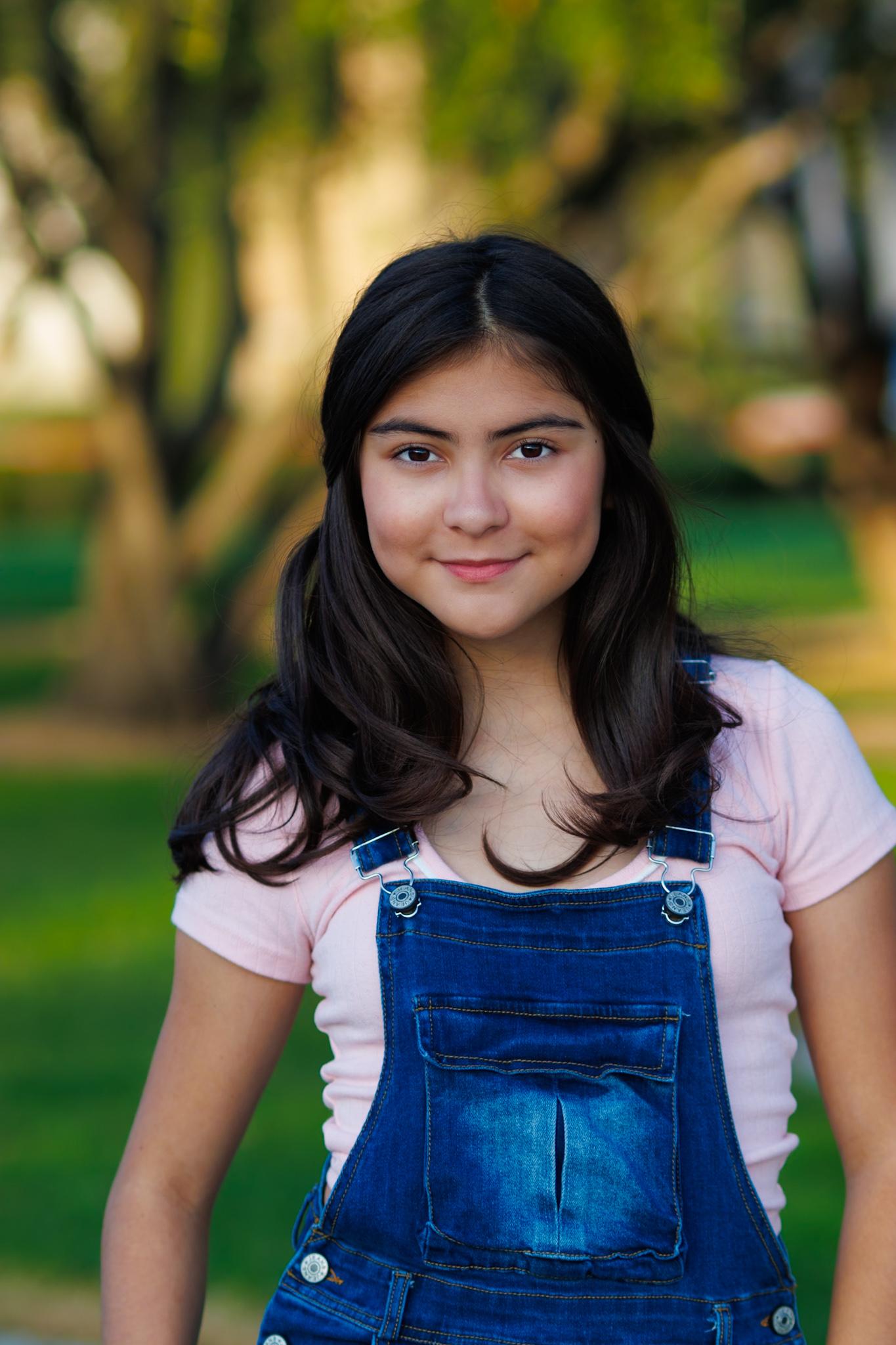 actor Isabella Fell large photo