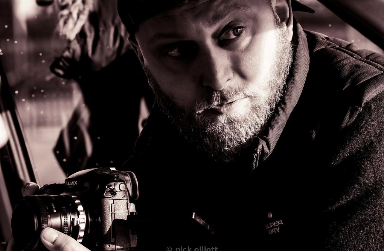 actor Kris Smith large photo