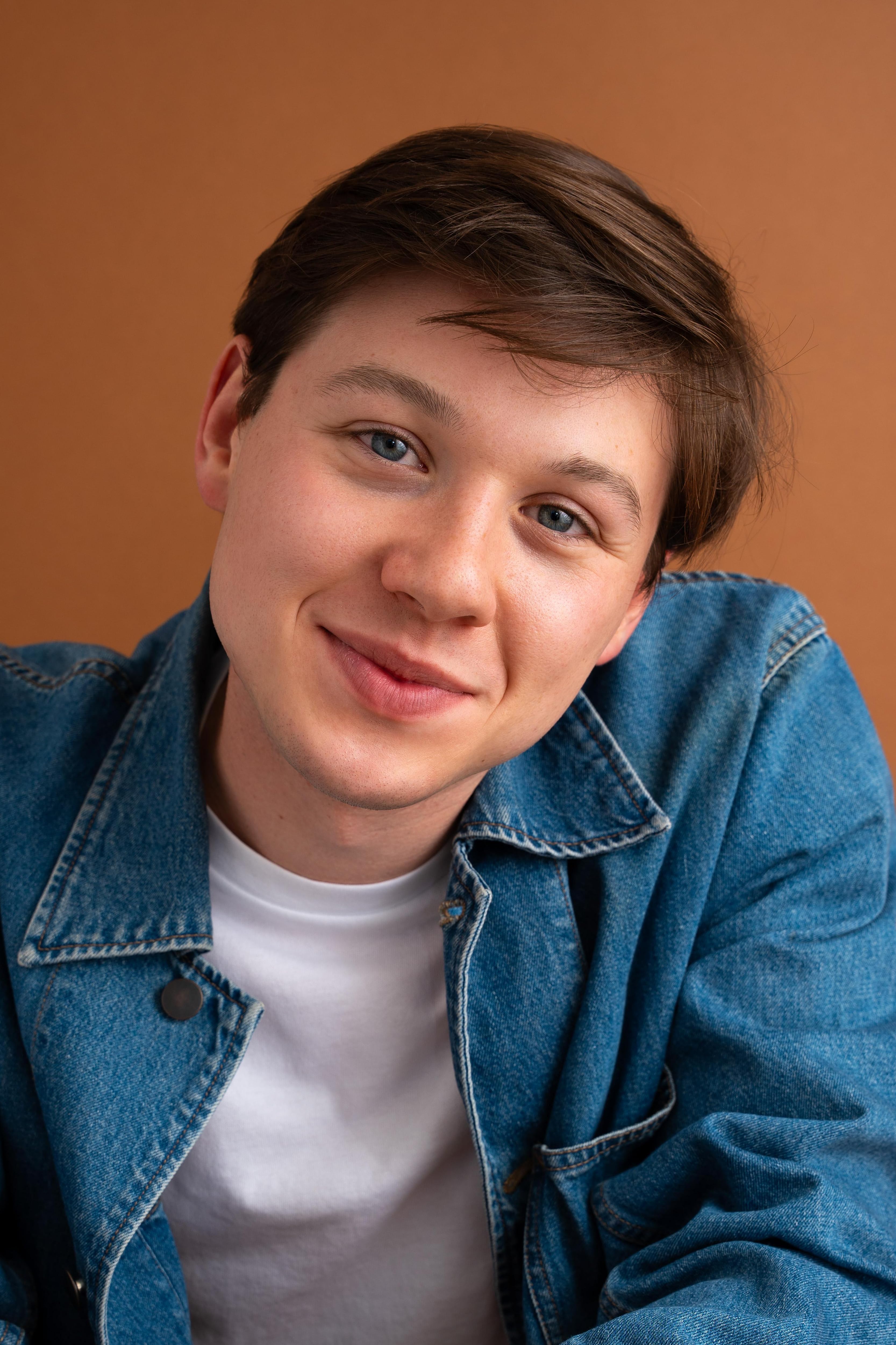 actor Jake Ziman large photo