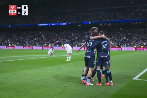 [Goal] Collapse! Aspas provides assist, Svedberg dribbles past goalkeeper to score brace