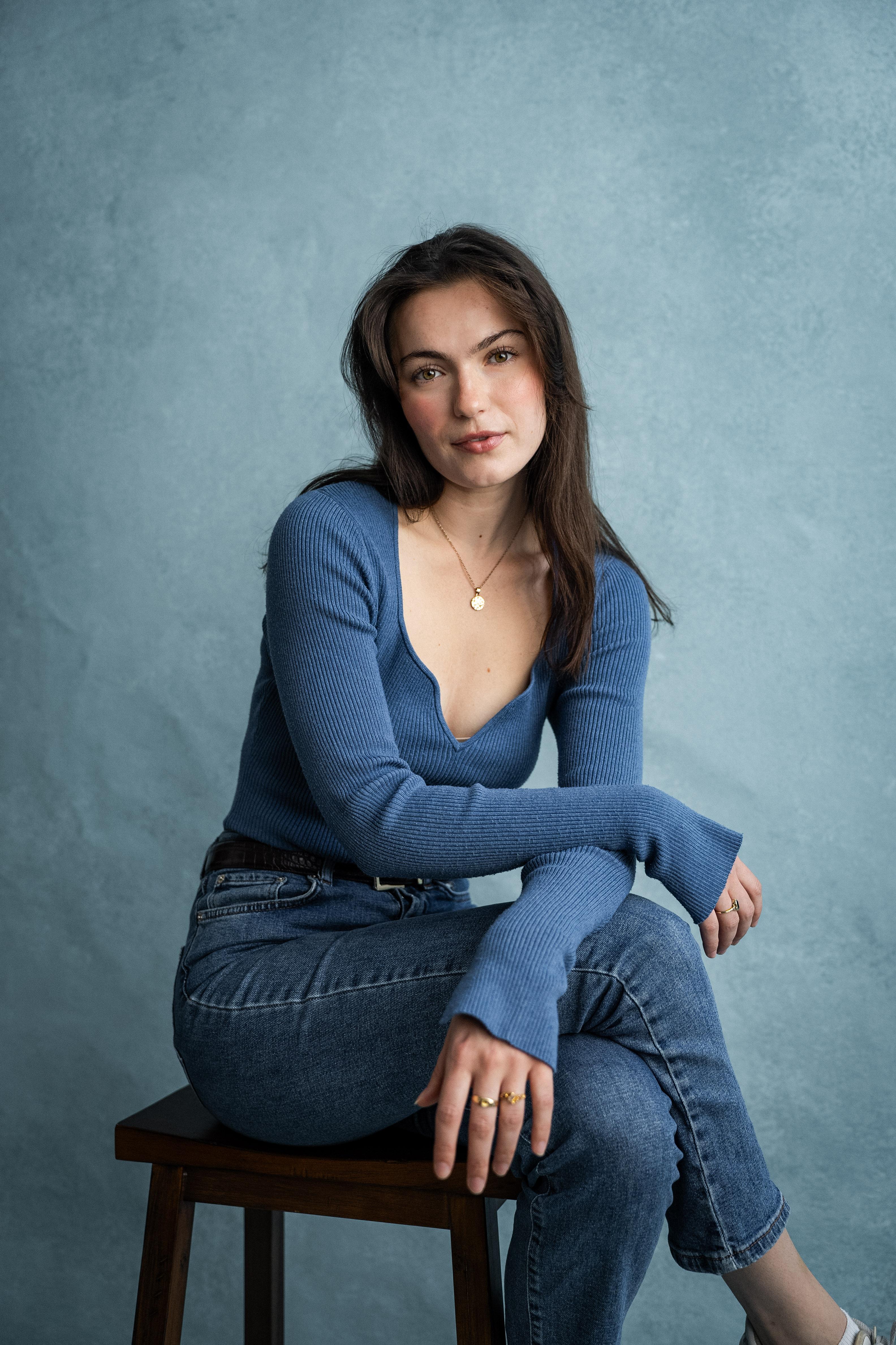 actor Annette Berning large photo