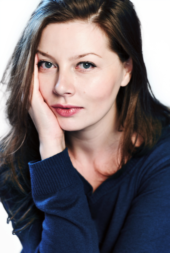 actor Ana Covalciuc large photo