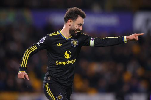 [MVP] Two goals and one assist! Bruno Fernandes helps Man Utd escape with a point