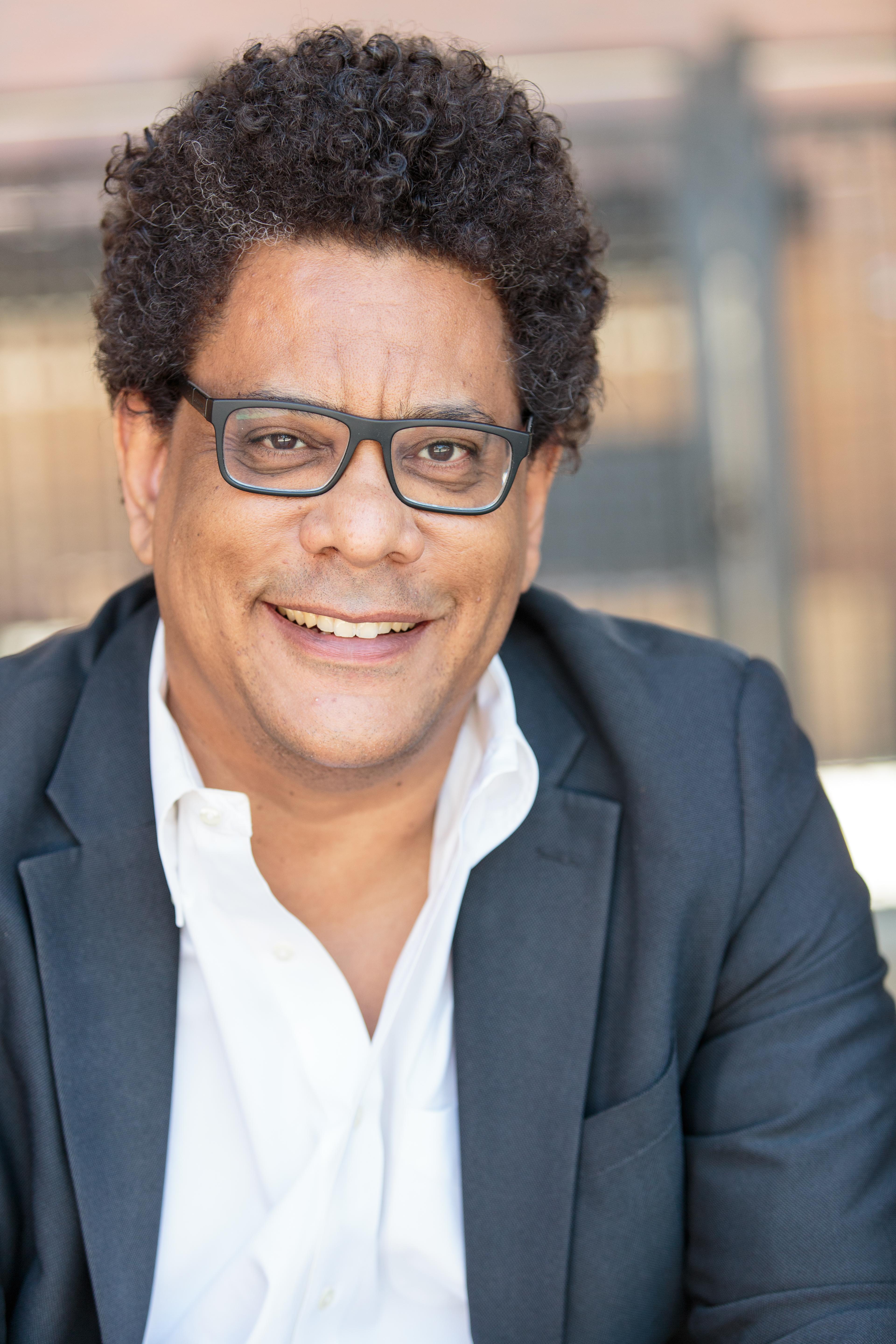 actor Reuben Jackson large photo