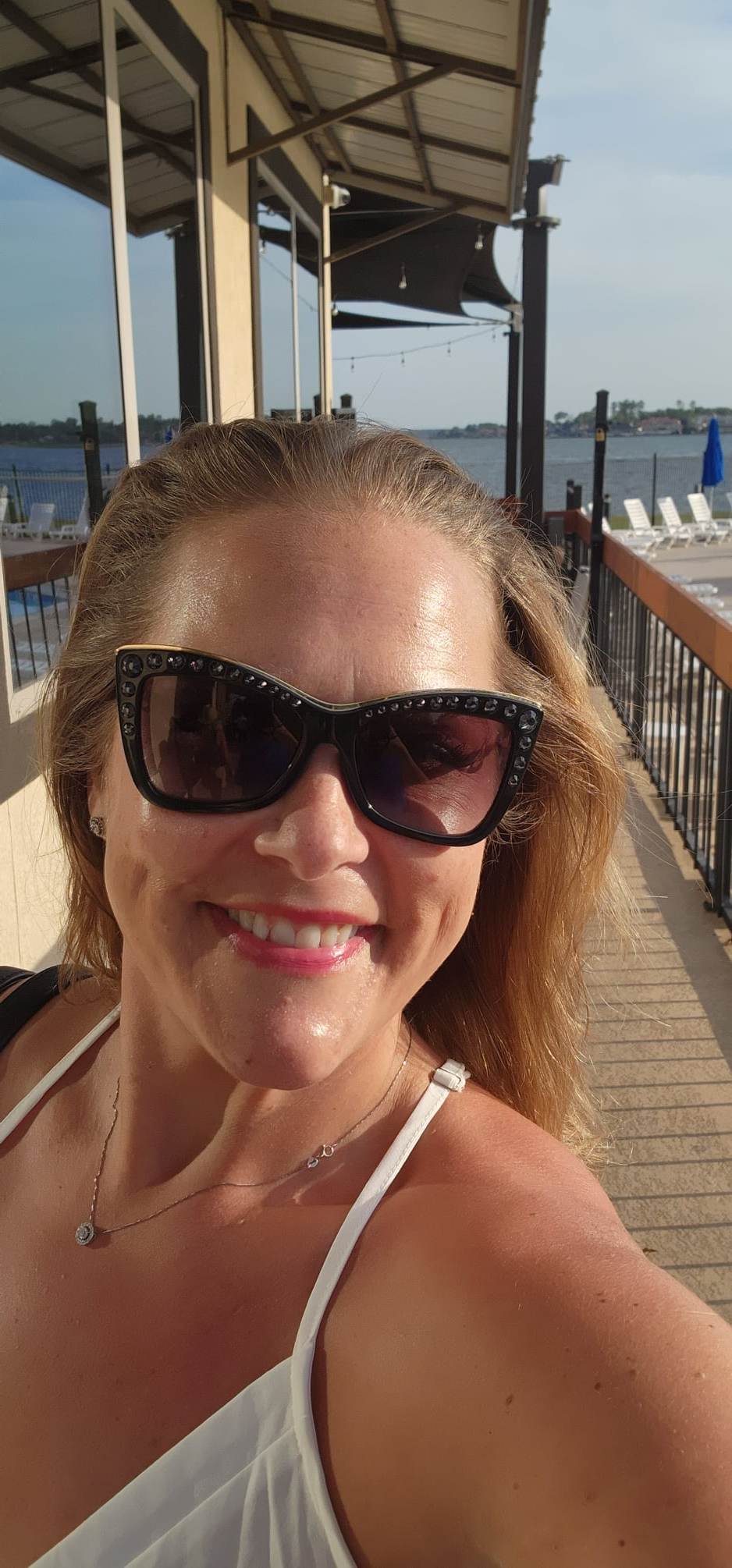 actor Jena Grover large photo