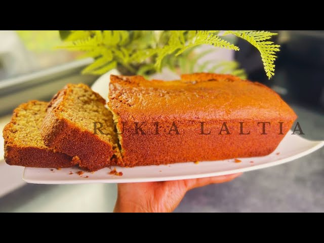 Easy & Moist Banana Bread Recipe // Banana Cake  #bananabread .
