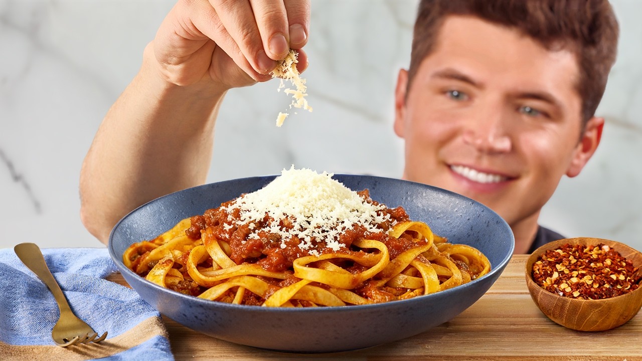 How Italians Make Pasta Bolognese