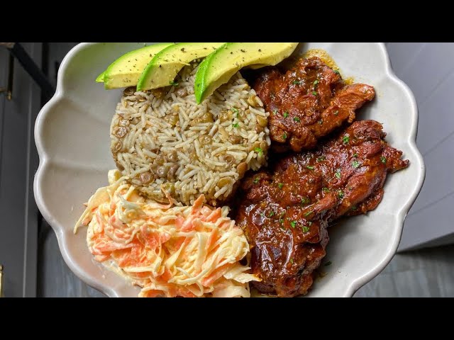 Let’s Cook With Me | Stewed Chicken, Coconut rice and lentils, coleslaw and avocado. Healthy & Fresh