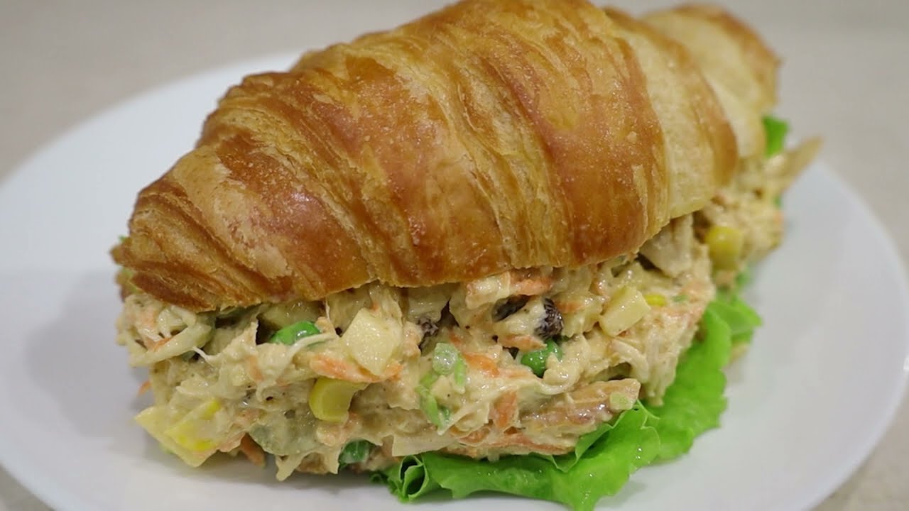 Brazilian Style Chicken Salad | Salpicão de Frango backdrop