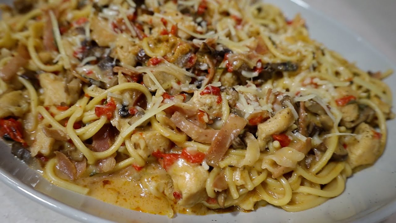 Creamy Parmesan Spaghetti w/ Chicken & Prosciutto