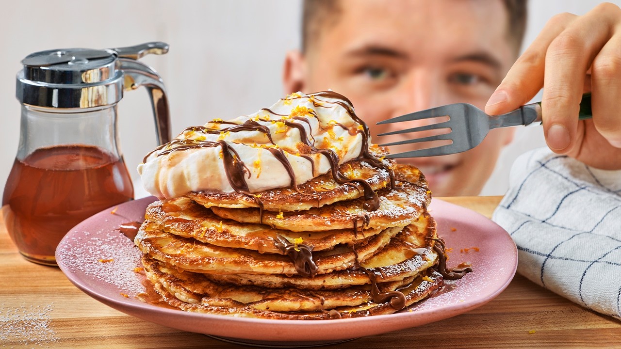 Fluffy Buttermilk Pancakes (Easy Breakfast Recipe) background