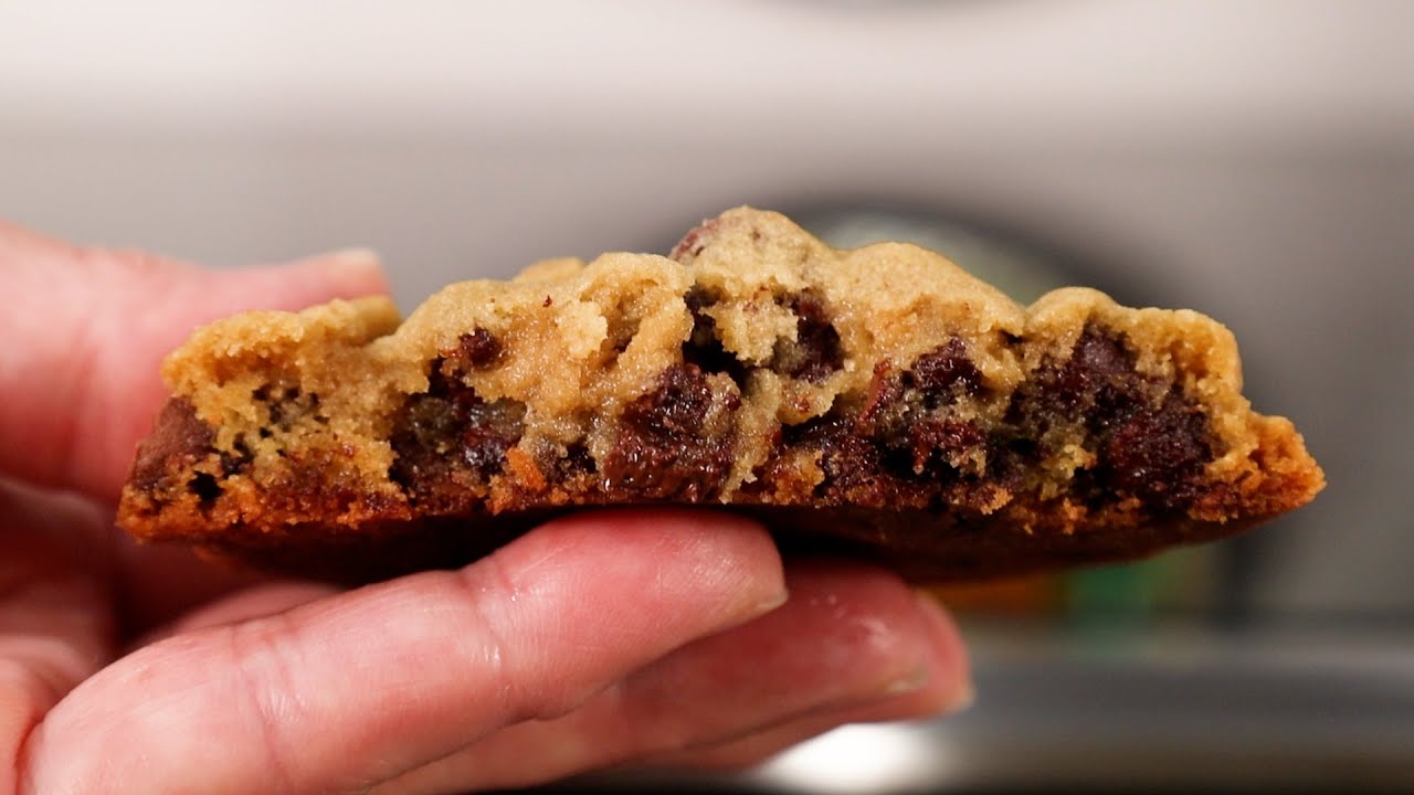 How to make soft delicious Chocolate Chip cookies 🍪