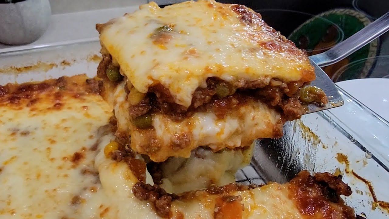 The best Homemade Shepherd's Pie recipe background