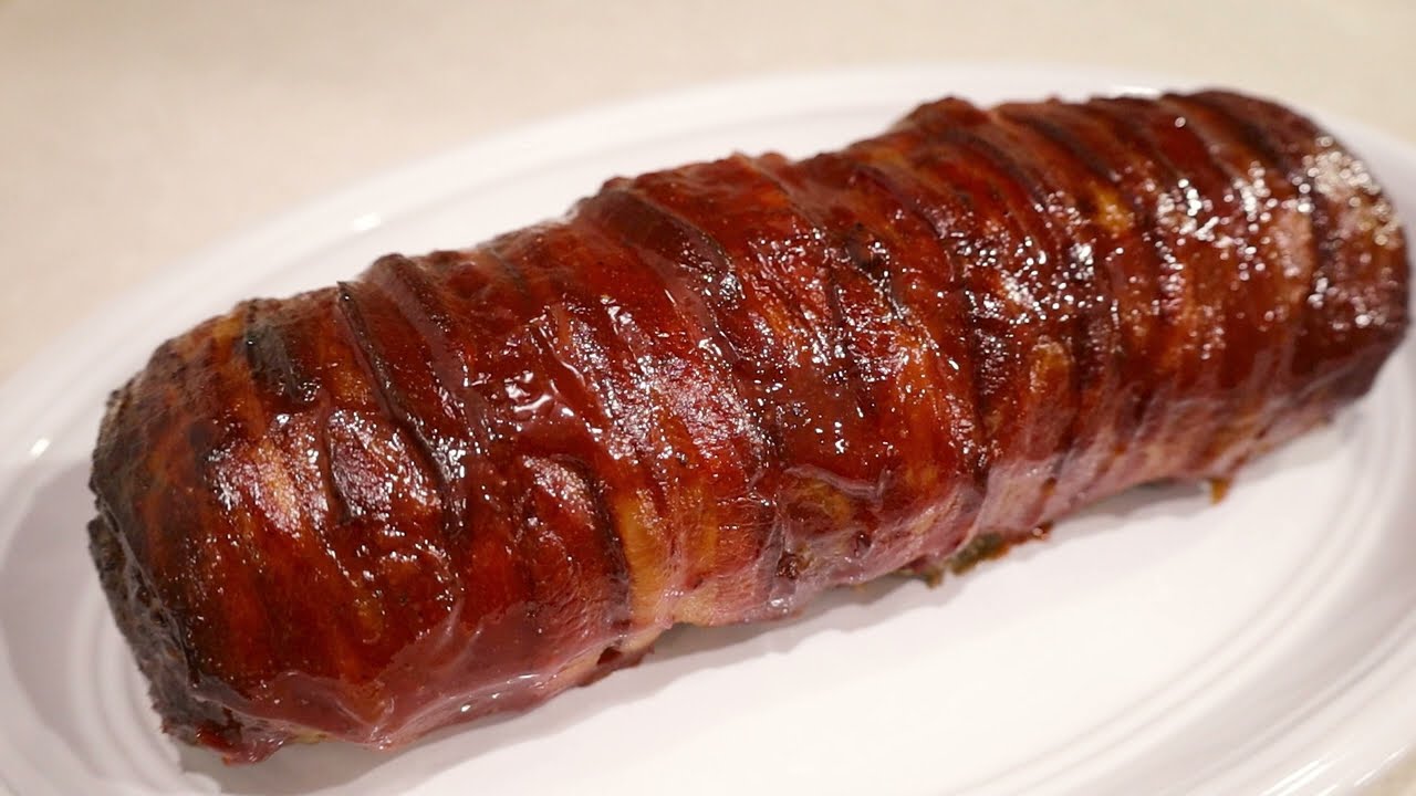 GLAZED BACON CHEESEBURGER MEATLOAF RECIPE background